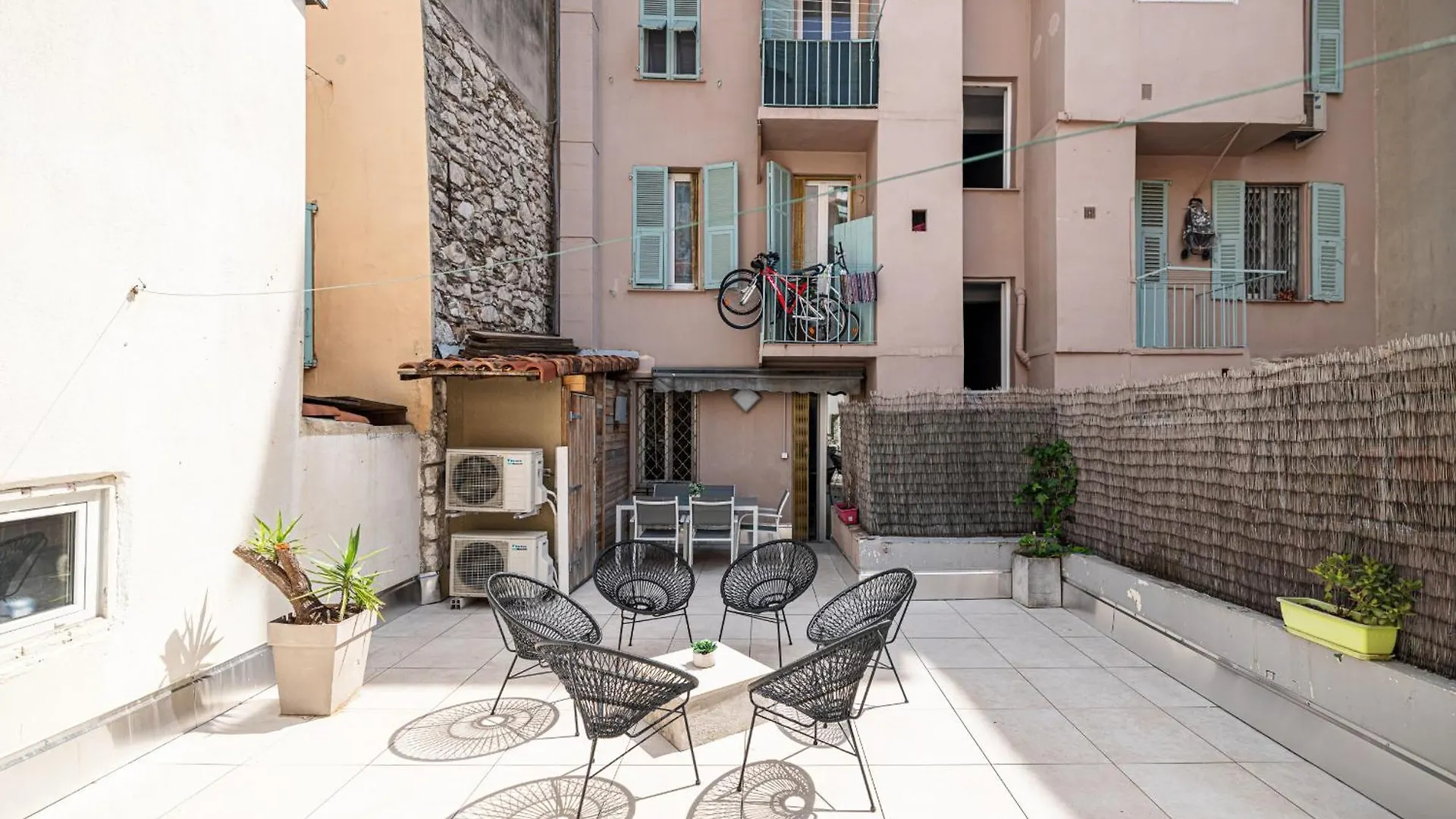 Amazing 3 Bdrs And Garden Place Du Pin Parking ! Nizza 0*,