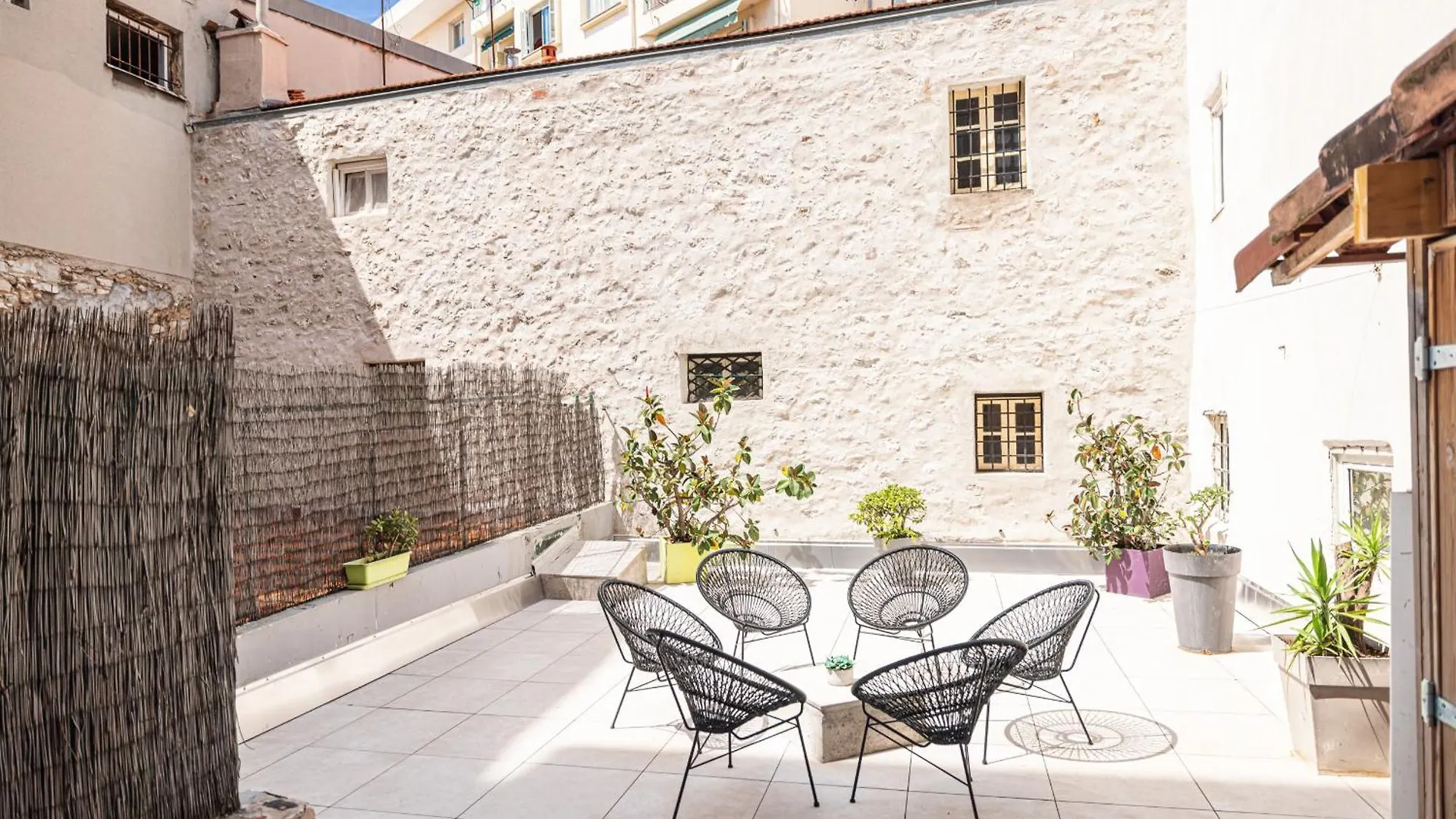 Amazing 3 Bdrs And Garden Place Du Pin Parking ! Nizza Francia